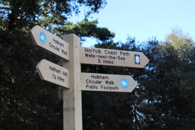 trails signs